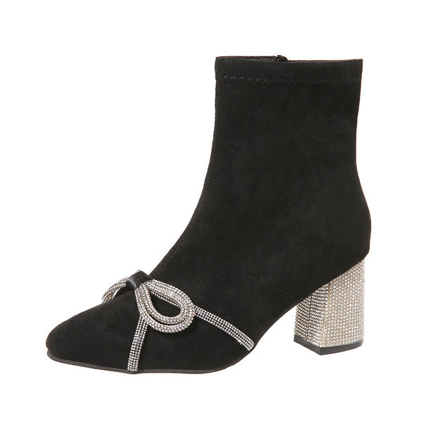 Stílusos női csizma öko velúrból és dekorkövekből