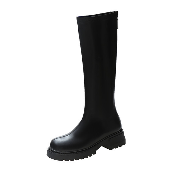 Női csizma fekete és barna színben