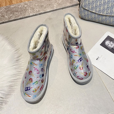 Alkalmi női csizma színes rátéttel és meleg béléssel