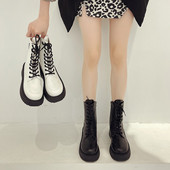 Novi model ženskih čizama od umjetne kože - bijele i crne