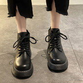 Kahes värvitoonis kunstnahast paeltega vabaaja naiste saapad