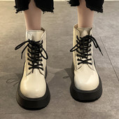 Uus mudel paksu tallaga nahast naiste saapad