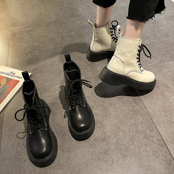 Uus mudel paksu tallaga nahast naiste saapad