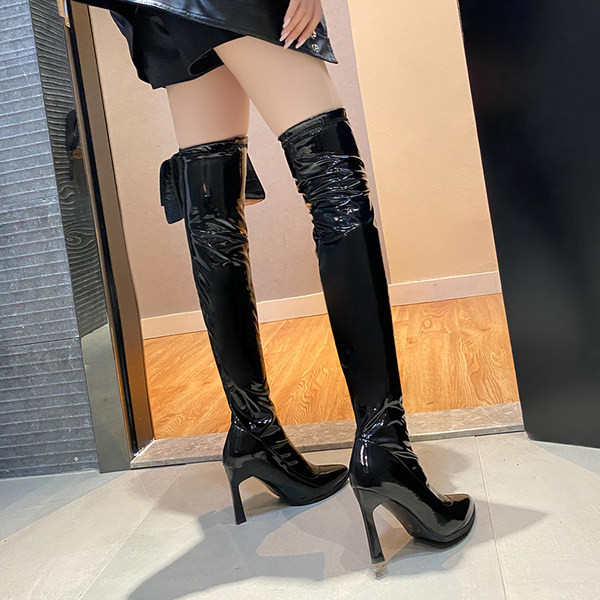 Stiilsed kõrge õhukese kontsaga naiste lakknahast saapad