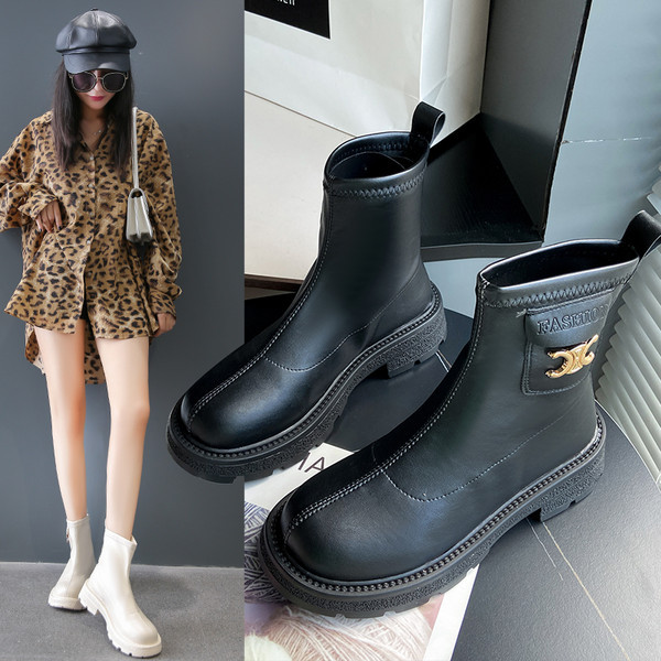 Ženske kožne čizme sa metalnim ukrasima u bijeloj i crnoj boji