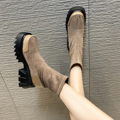 Női csizma durva 7,5 cm-es talppal