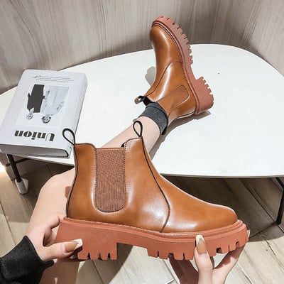 Női bőrcsizma fekete és barna színben