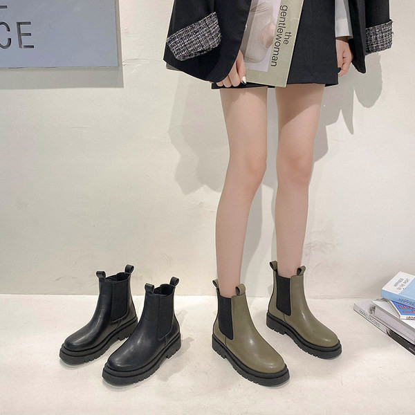 Új bőrcsizma modell szürke és fekete színben