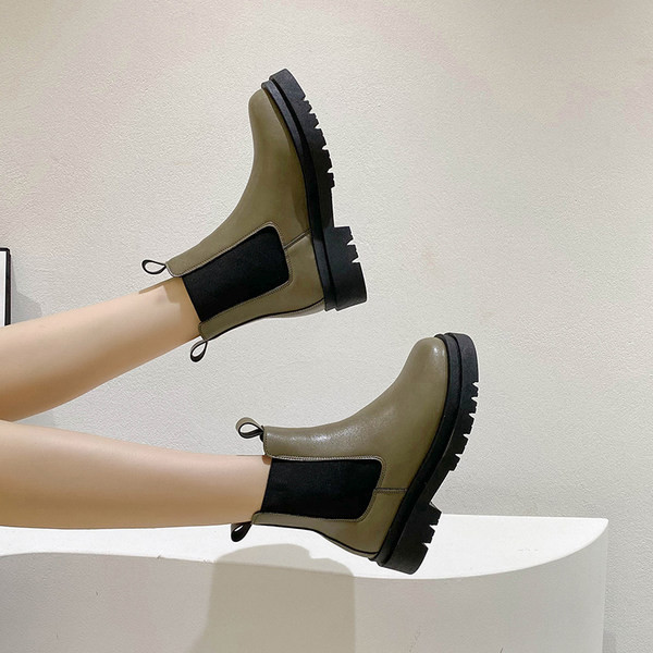 Új bőrcsizma modell szürke és fekete színben