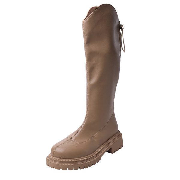 Műbőrből készült női csizma új modellje három színben