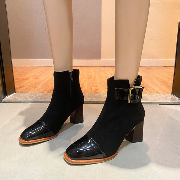 Modern női csizma öko velúrból, cipzárral