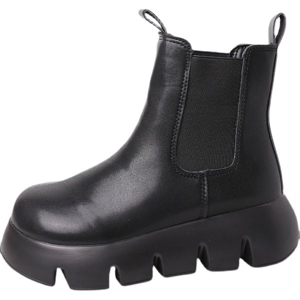 Alkalmi gyerekcsizma durva talppal - két színben