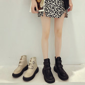 Lekerekített női csizma új modellje műbőr csattal