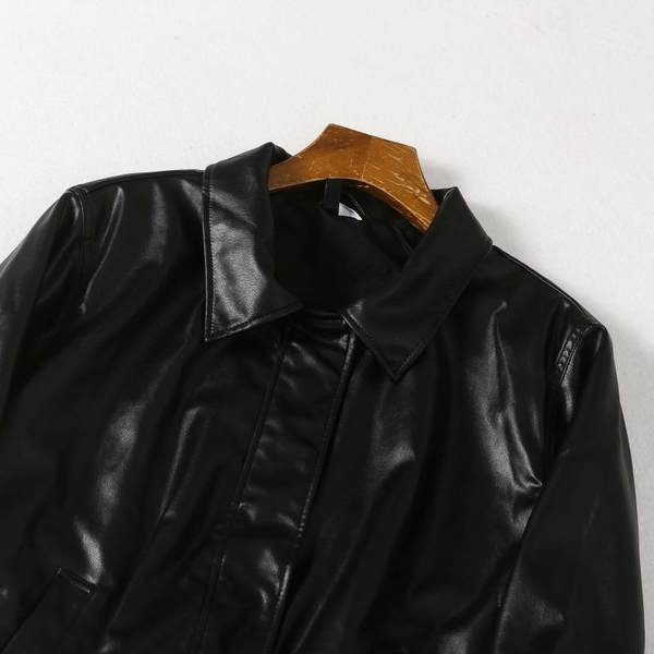 Geaca scurta de dama din piele ecologica