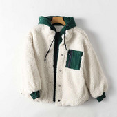 Napi kabát kapucnival