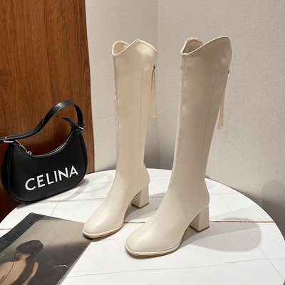 Stiilsed naiste saapad luku ja kontsaga