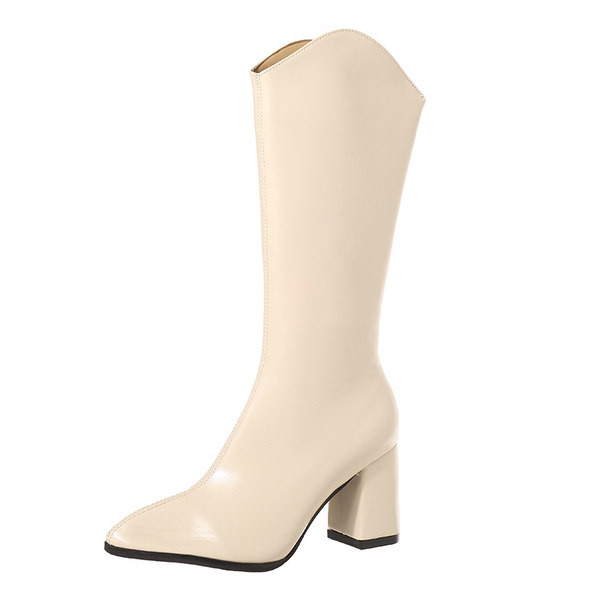 Stílusos női csizma cipzáros hegyes modellel