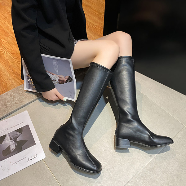 Eko bőrből készült alkalmi női csizma cipzárral