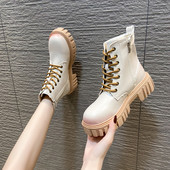 Ženske čizme s grubim potplatom i vezicama