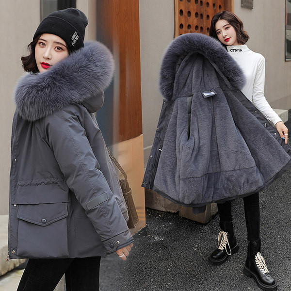 Női alkalmi kabát zsebekkel és meleg béléssel