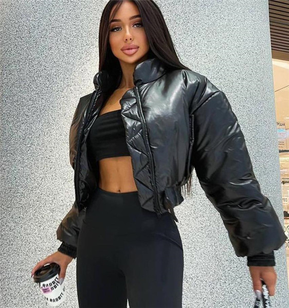 Naiste sügisjope lukuga ja pikkade varrukatega