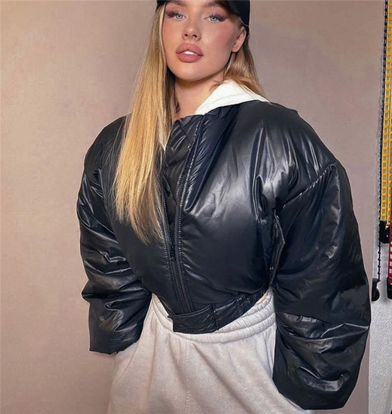 Naiste sügisjope lukuga ja pikkade varrukatega