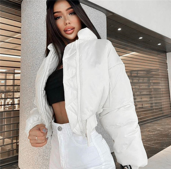 Naiste sügisjope lukuga ja pikkade varrukatega