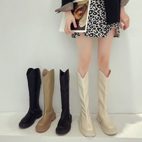 Alkalmi női csizma műbőrből három színben