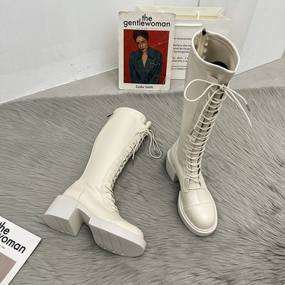 Modern műbőr csizma - két modell