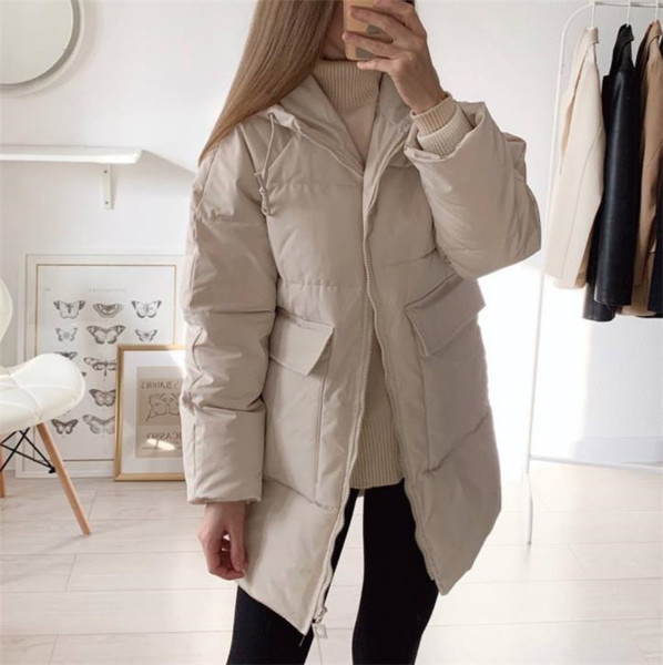 Ženska zimska jakna sa džepovima i patentnim zatvaračem
