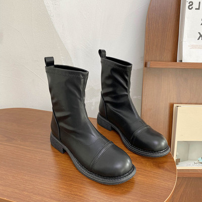 Naiste nahast saapad kontsaga 3,5 cm