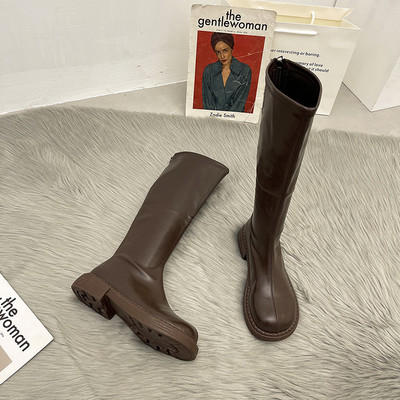 Naiste vabaaja saapad ökonahast - kaks mudelit