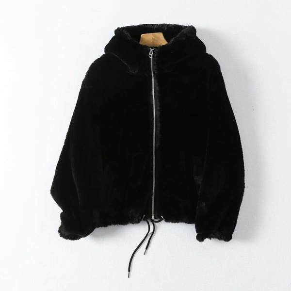 Lühike kapuutsiga sulemantel naistele