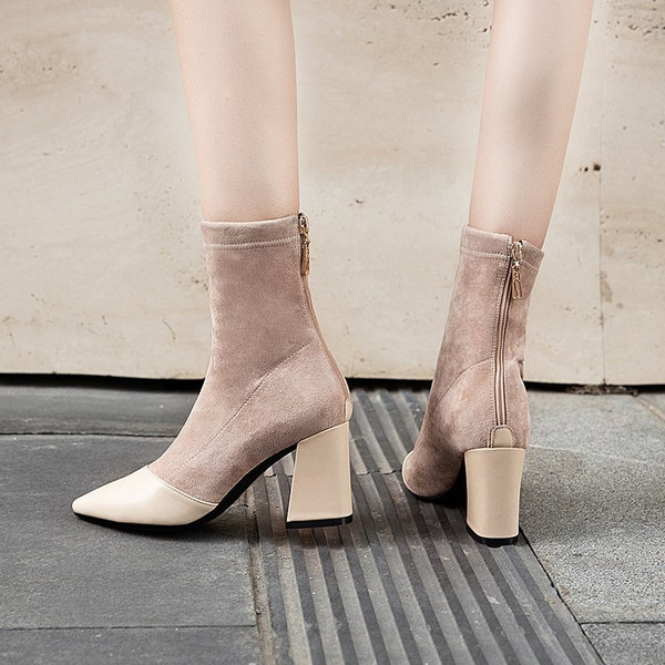 Modern női csizma cipzárral - hegyes modell két színben