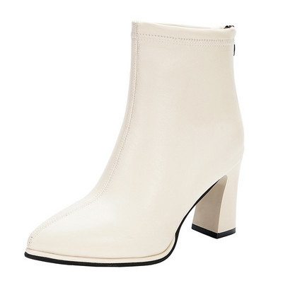 Női csizma cipzárral és sarokkal - lekerekített modell