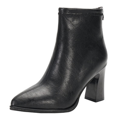 Női csizma cipzárral és sarokkal - lekerekített modell