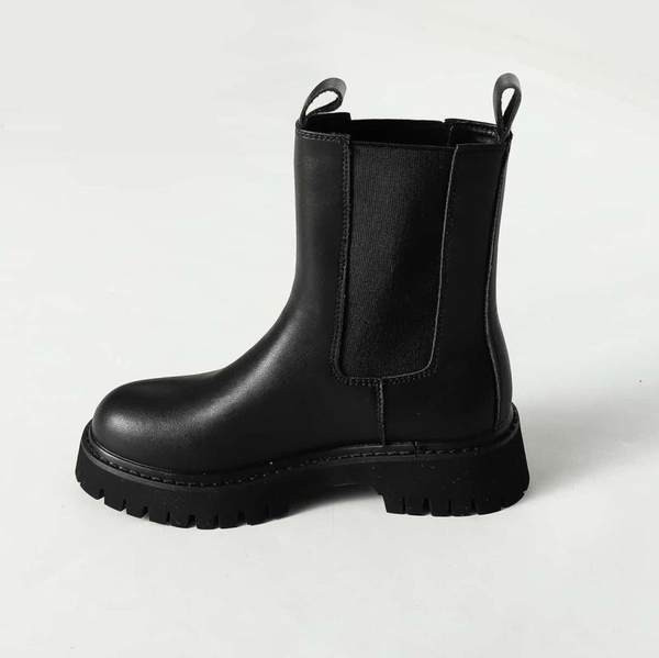 Öko bőrből készült női csizma, bokánál gumírozott