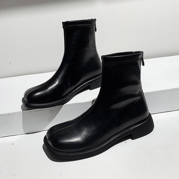 Naiste puhtad lukuga saapad