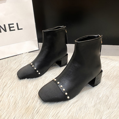 Elegantne ženske čizme zaobljeni model s biserima