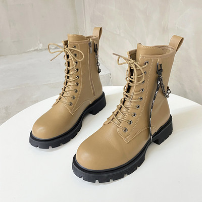 Aktuális női csizma eco bőrből sima modell fűzős