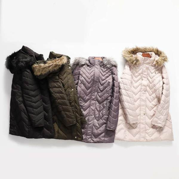 Hosszú őszi-téli kabát kapucnival