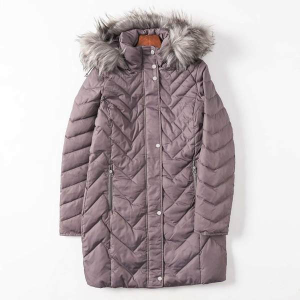 Hosszú őszi-téli kabát kapucnival