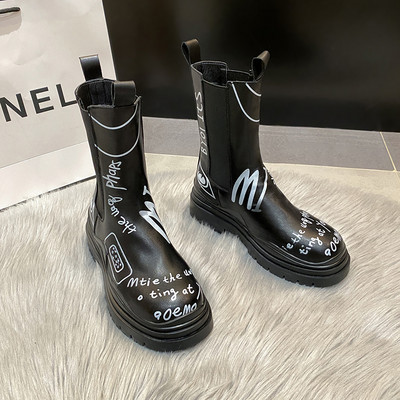 Moodsad lameda talla ja kirjadega naiste saapad