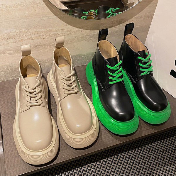 Ženske casual čizme s ravnim potplatom i vezicama