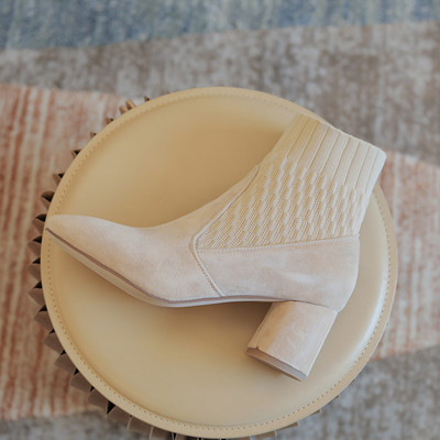 Stílusos női csizma eco velúr sima modellből