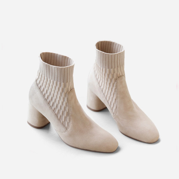 Stílusos női csizma eco velúr sima modellből