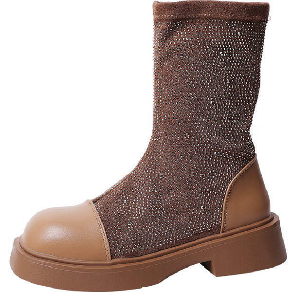 Modern női csizma fekete és barna színben