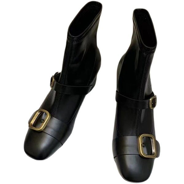 Aktuális női csizma eco bőrből, csattal