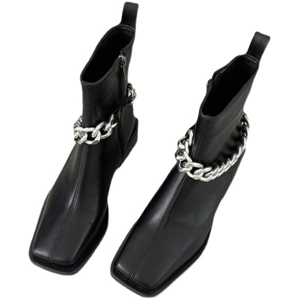 Női alkalmi csizma eko bőrből, fém lánccal
