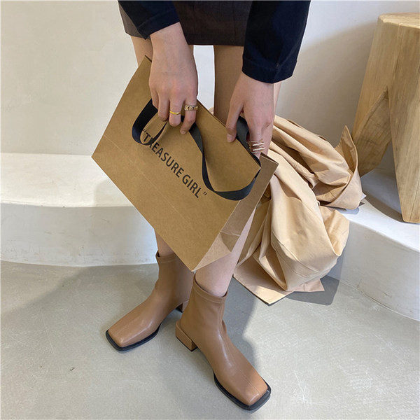 Ženske čizme od eko kože jednobojni model